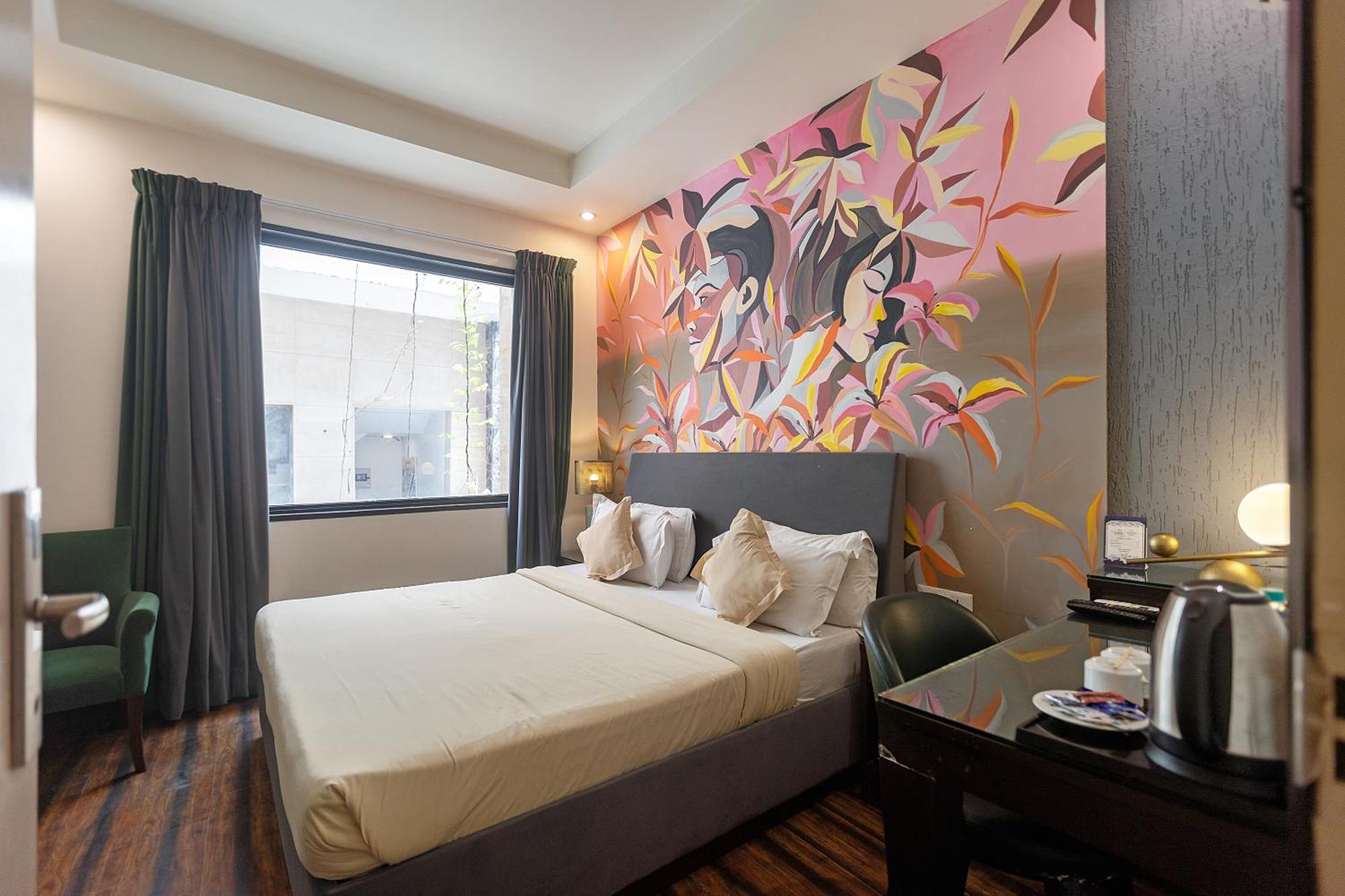 The Grand Vikalp By Saga Hotels Új-Delhi Kültér fotó