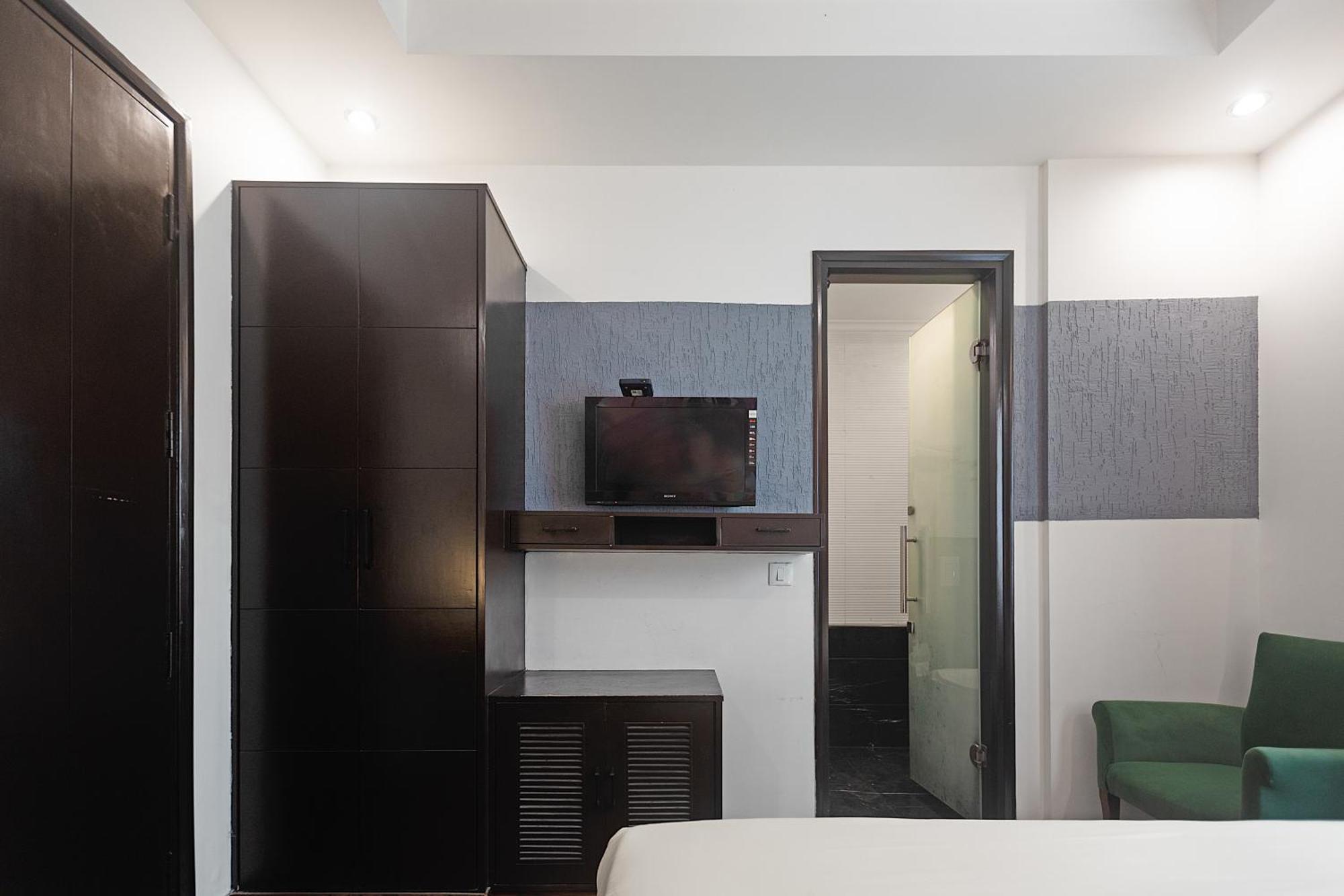 The Grand Vikalp By Saga Hotels Új-Delhi Kültér fotó