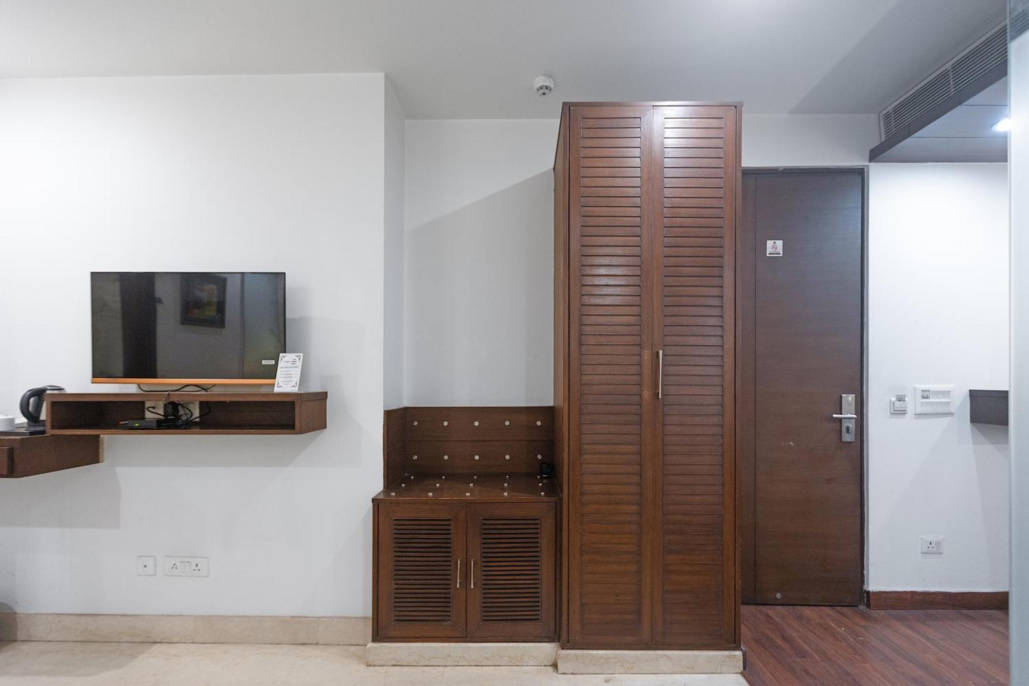 The Grand Vikalp By Saga Hotels Új-Delhi Kültér fotó