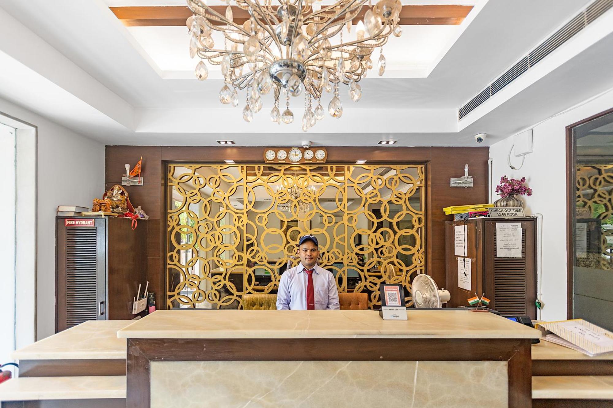The Grand Vikalp By Saga Hotels Új-Delhi Kültér fotó